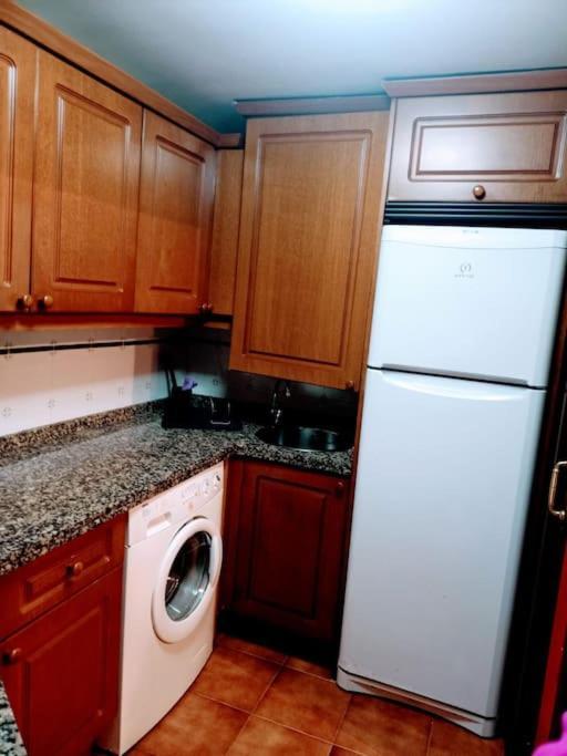 オビエドApartamento Entre Estacionesアパートメント エクステリア 写真